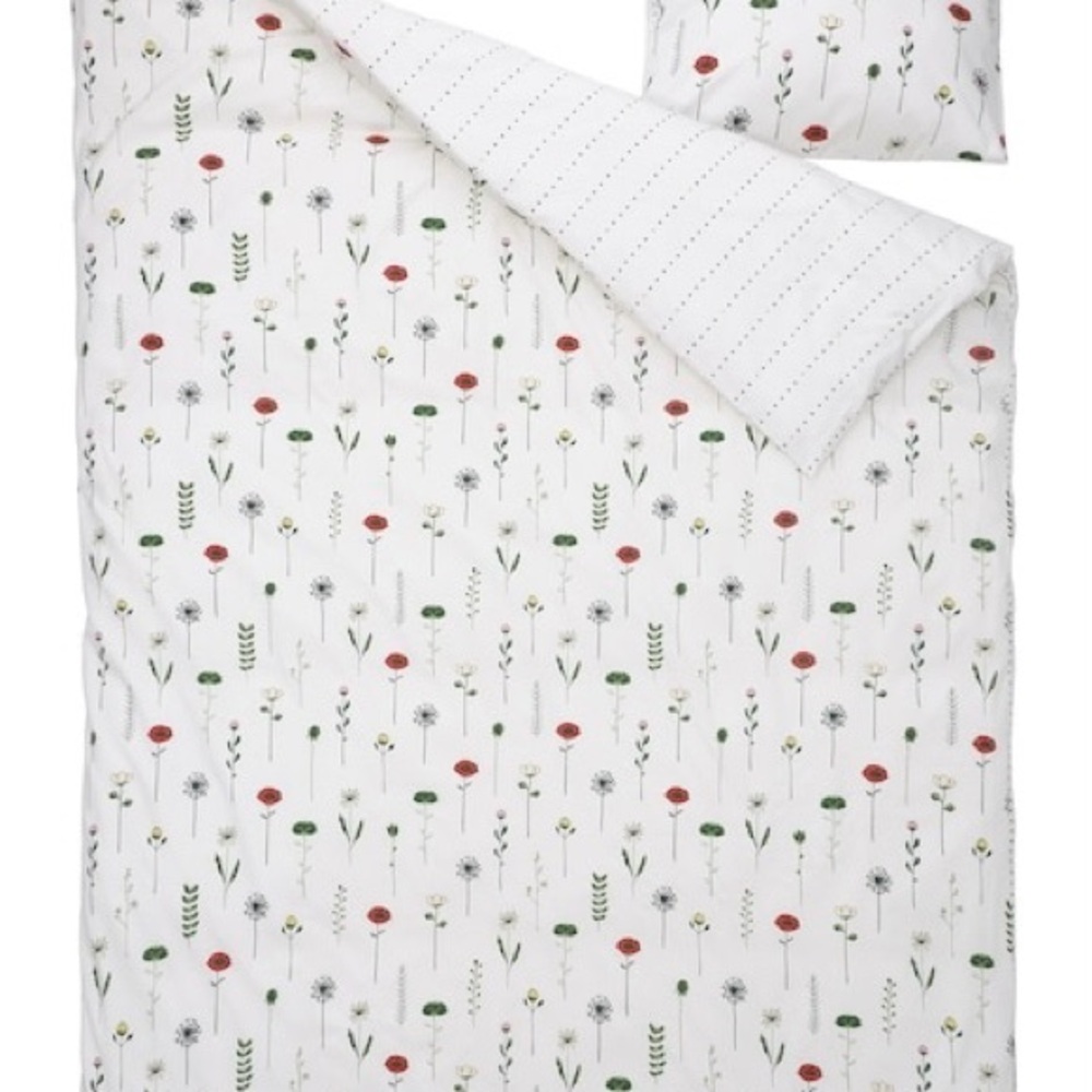 IKEA | Duvet Cover (ONLY) Floral pattern multicolor.